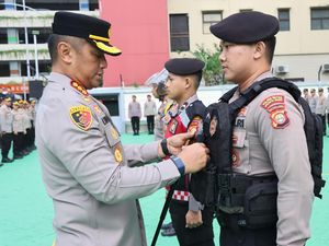 Tim Patroli Perintis Presisi Polres Jakbar Kini Dilengkapi Bodycam Tim Patroli Perintis Presisi Polres Jakbar Kini Dilengkapi Bodycam