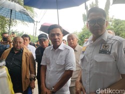 Komisi III DPR RI Tinjau Langsung Kali Bekasi TKP Penemuan 7 Jasad