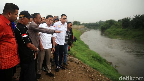 Komisi III DPR RI Cek TKP Penemuan 7 Jenazah di Kali Bekasi
