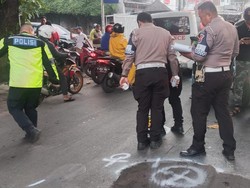 Pemotor di Bogor Tewas Terlindas Bus Usai Gagal Nyalip