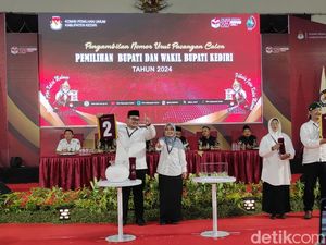 Pengundian Nomor Urut Pilbup Kediri: Deny-Mudawamah 1, Dhito-Dewi 2 Pengundian Nomor Urut Pilbup Kediri: Deny-Mudawamah 1, Dhito-Dewi 2