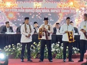 Ini Hasil Pengundian Nomor Urut Pilbup Pacitan 2024 Ini Hasil Pengundian Nomor Urut Pilbup Pacitan 2024