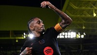 Raphinha juga jadi winger tajam, lima gol dan lima assist sudah dikemasnya di LaLiga (Reuters)