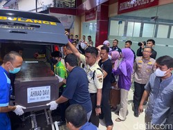 Sudah Diserahkan ke Keluarga, Ini Identitas 7 Jenazah di Kali Bekasi