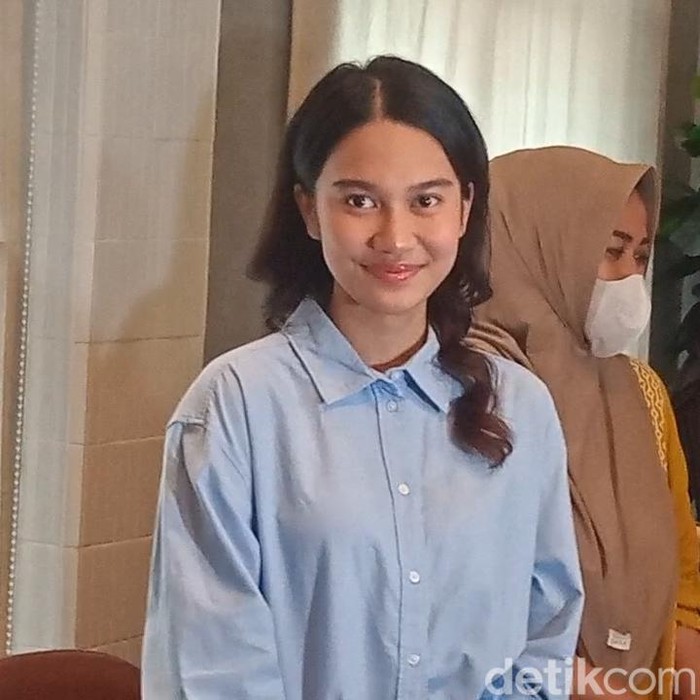 Polisi Periksa Resbob dan Bigmo Tersangka Pencemaran Nama Azizah Salsha