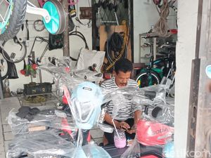 Curhat Pedih Pedagang Sepeda Pasar Rumput: Kondisi Parah-Tutup Toko Curhat Pedih Pedagang Sepeda Pasar Rumput: Kondisi Parah-Tutup Toko