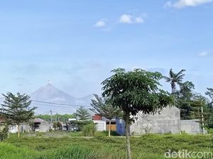 Gunung Semeru 2 Kali Erupsi, Luncurkan Abu Vulkanik Setinggi 600 Meter Gunung Semeru 2 Kali Erupsi, Luncurkan Abu Vulkanik Setinggi 600 Meter