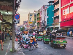 Marak Fenomena Turis Dipaksa Belanja saat Liburan, Ini Cara Menghindarinya