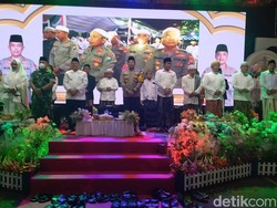 Begini Pesan Pilkada Damai dalam Gelaran Maulid Nabi dan Istigasah di Sampang