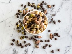 15 Makanan Penurun Kolesterol, Ada Kacang-kacangan hingga Buah Bit