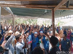 Kampanye Perdana, Zul Temui Umat Hindu-Uhel Keliling Lombok Tengah