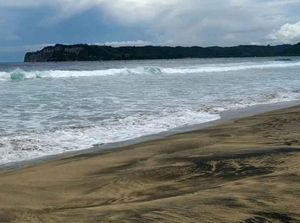 Pantai Dlodo Tulungagung: Lokasi, Harga Tiket hingga Daya Tarik Wisata Pantai Dlodo Tulungagung: Lokasi, Harga Tiket hingga Daya Tarik Wisata