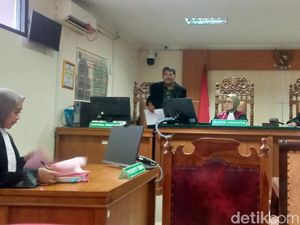 Tok! Sugeng Penipu Modus Pinjam Motor di Klaten Dibui 1 Tahun 8 Bulan Tok! Sugeng Penipu Modus Pinjam Motor di Klaten Dibui 1 Tahun 8 Bulan