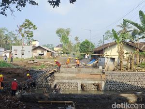 Penjelasan PU Malang soal Proyek Jembatan Hanyut Terseret Banjir Penjelasan PU Malang soal Proyek Jembatan Hanyut Terseret Banjir