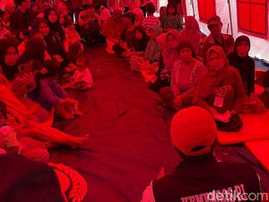 Di Depan Mensos Gus Ipul, Korban Gempa Bandung Keluhkan Rumah Belum Diperbaiki