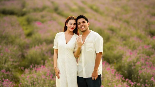 thariq halilintar  dan aaliyah massaid