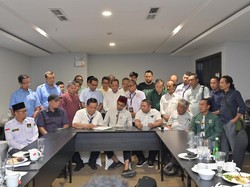 UAS Teken Kesepakatan Bersama Paslon Abdul Wahid-SF Hariyanto di Pilkada 2024