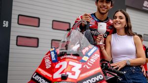 Potret Cantik WAGs Rider MotoGP Mandalika, Ada yang Sudah Liburan di Lombok