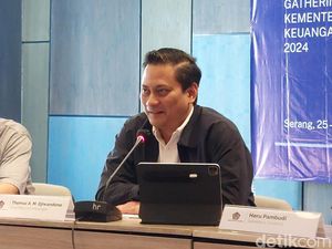 Pemerintah Tarik Utang Rp 438,1 T hingga Oktober 2024 Pemerintah Tarik Utang Rp 438,1 T hingga Oktober 2024