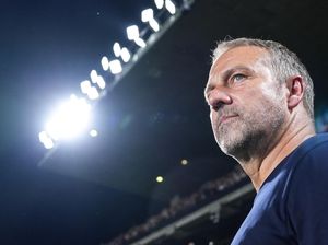 Flick Ikuti Jejak Spesial Terry Venables di El Clasico 40 Tahun Lalu Flick Ikuti Jejak Spesial Terry Venables di El Clasico 40 Tahun Lalu