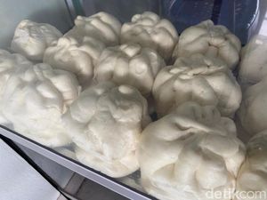 Bakpao Jumbo yang Viral Ini Lokasinya Ada di Dalam Perumahan Bakpao Jumbo yang Viral Ini Lokasinya Ada di Dalam Perumahan