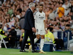 Don Carlo Bela Mbappe yang Melempem di Lapangan