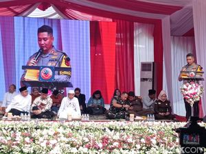 8 Polisi 24 Jam Pantau Medsos Cegah Konten Negatif Pilkada Cimahi-KBB