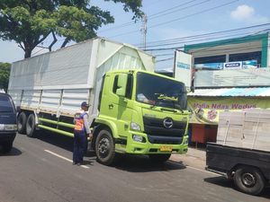 Dishub-Satlantas Semarang Gelar Razia, Bus-Truk Tak Laik Jalan Kena Tilang