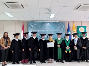Dosen FK UKDW Raih Gelar Doktor, Teliti soal Ibadat Taize Bisa Turunkan Stres Dosen FK UKDW Raih Gelar Doktor, Teliti soal Ibadat Taize Bisa Turunkan Stres