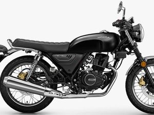 Lihat Lebih Dekat Motor Retro Baru Honda Seharga Rp 21 Jutaan Lihat Lebih Dekat Motor Retro Baru Honda Seharga Rp 21 Jutaan