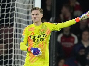 Apa Arsenal Masih Butuh Jasa Kiper 16 Tahun Ini Lagi?