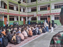 Sosialisasi Bahaya Narkoba, Ditresnarkoba Polda Riau Sambangi SMK Taruna Satria