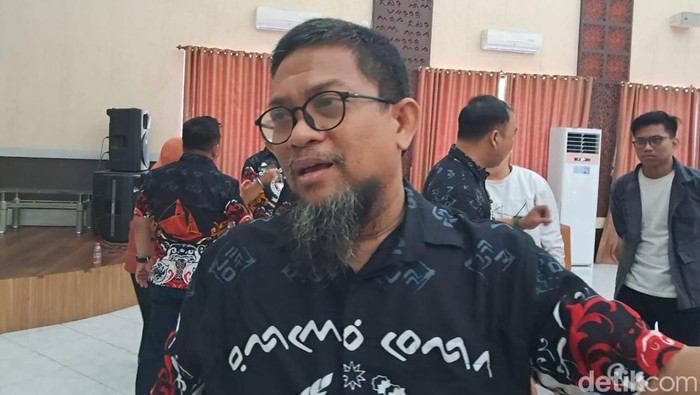 Kepala Dinas Pendidikan Sulsel Iqbal Nadjamuddin. Kepala Dinas Pendidikan Sulsel Iqbal Nadjamuddin.