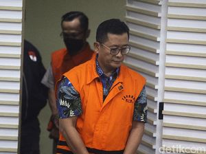 Proyek Bandung Poek yang Kini Membelenggu Ema Sumarna Proyek Bandung Poek yang Kini Membelenggu Ema Sumarna