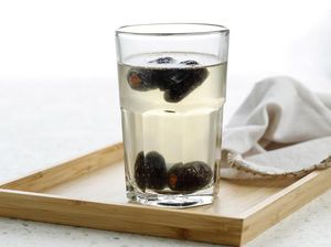 Jika Rutin Minum Air Kurma, Ini 4 Manfaat Sehat yang Didapat! Jika Rutin Minum Air Kurma, Ini 4 Manfaat Sehat yang Didapat!
