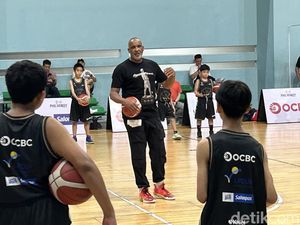 Pesan Phil Handy Buat Basket Indonesia: Perbanyak Pelatih Usia Muda Pesan Phil Handy Buat Basket Indonesia: Perbanyak Pelatih Usia Muda