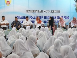 Santri di Ponpes Kota Kediri Digiatkan untuk Selalu Hidup Bersih