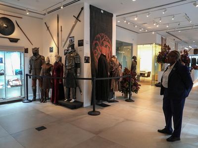 Potret Barang-barang Serial Game of Thrones yang Bakal Dilelang
