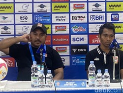 Jadi Starter Lawan PSS Usai Kolaps, Bek Malut United Yance Sayuri Tuai Pujian