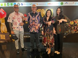 PT Bumi Suksesindo Sabet Penghargaan CNN Indonesia Awards Jatim