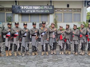 Satpol PP DIY Ternyata Punya Seragam Mirip Prajurit Keraton Jogja Satpol PP DIY Ternyata Punya Seragam Mirip Prajurit Keraton Jogja