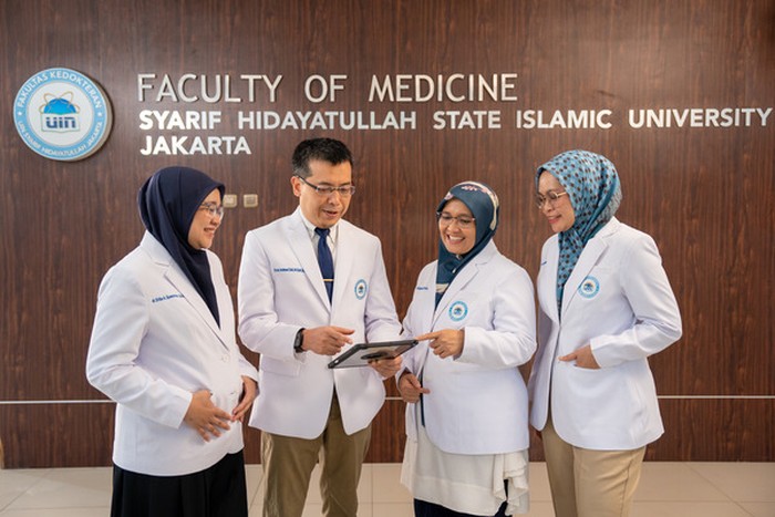 UIN Syarif Hidayatullah Jakarta Bakal Buka Prodi Dokter Spesialis Pulmonologi dan Kedokteran Respirasi. UIN Syarif Hidayatullah Jakarta Bakal Buka Prodi Dokter Spesialis Pulmonologi dan Kedokteran Respirasi.