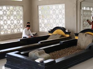 Hari Pertama Kampanye, Al Haris Ziarah ke Makam Rajo Jambi Rangkayo Hitam
