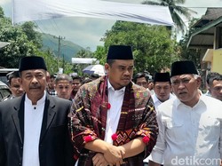 2 Calon Bupati Madina Sambut Bobby Nasution di Kampung Halamannya