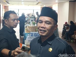 DPRD Jateng Evaluasi Tunjangan Perumahan-Hapus Kunjungan Luar Negeri DPRD Jateng Evaluasi Tunjangan Perumahan-Hapus Kunjungan Luar Negeri