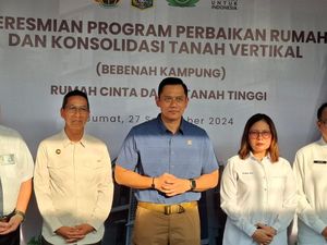 AHY dan Heru Budi Resmikan Program Perbaikan Rumah-Konsolidasi Tanah di Jakpus