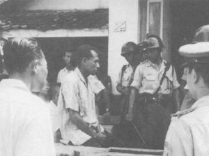Kisah Oesin Jagal Mojokerto Bantai 25 Orang Berakhir Ditembak Mati Kisah Oesin Jagal Mojokerto Bantai 25 Orang Berakhir Ditembak Mati