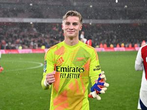 Terakhir Tottenham Juara, Kiper Arsenal Ini Belum Lahir Terakhir Tottenham Juara, Kiper Arsenal Ini Belum Lahir