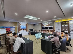 Polresta Banyuwangi Ikut Gelaran Doa Bersama Pilkada 2024 di Surabaya