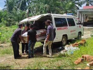 Siswa SMP di Deli Serdang Meninggal Usai Dihukum Squat 100 Kali Siswa SMP di Deli Serdang Meninggal Usai Dihukum Squat 100 Kali